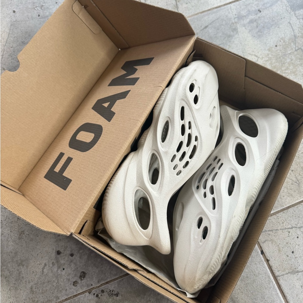 Yeezy Foamrummer Ararat